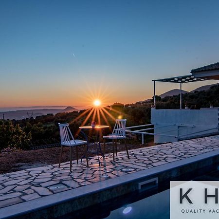 Skoumas Villa Surrounded By Olive Trees! Vlachata Buitenkant foto
